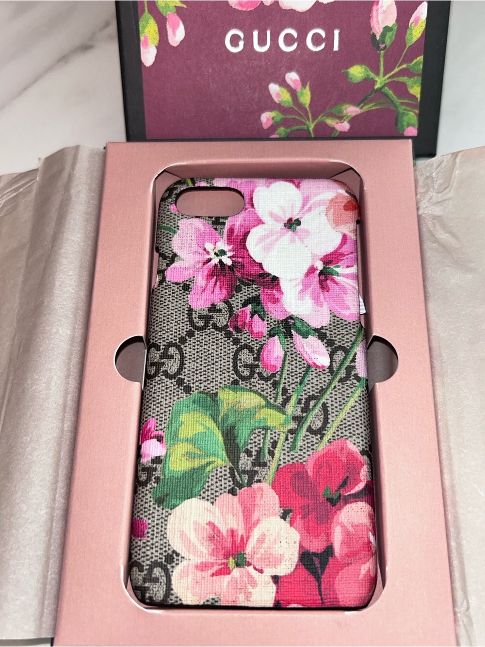 Gucci Authentic iPhone 7 or 8 Case NWOT GG Supreme Monogram Bloom Floral In Box